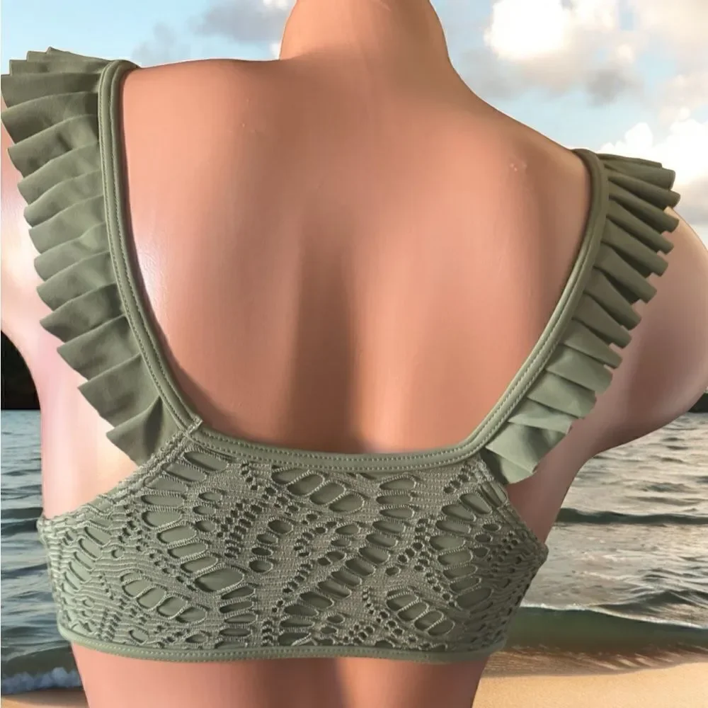 Aerie Swimwear l Bathing Suit Top l Ruffled l Olive Green l S/P l EUC